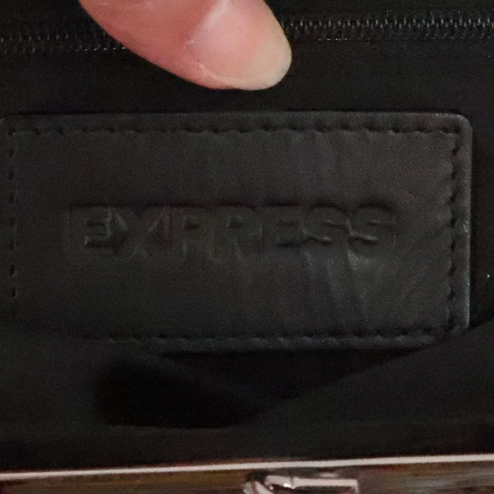 Express Floral Sequin Velvet Clutch Bag Womens Black Y2K Evening Kisslock